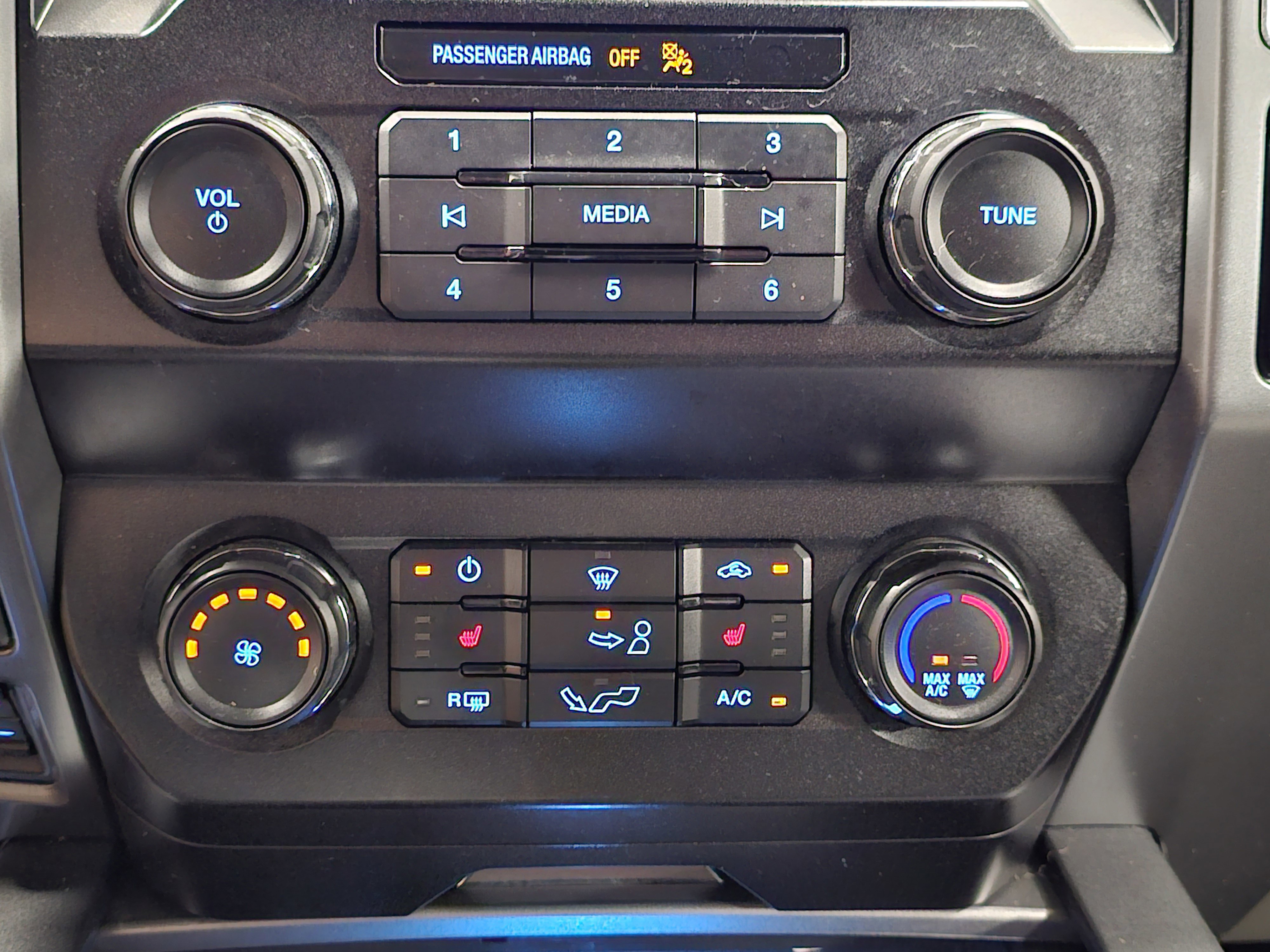 2019 Ford F-150 XLT photo 5
