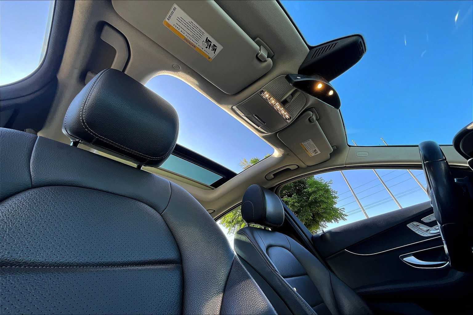 2021 Mercedes Benz C 300 photo 12