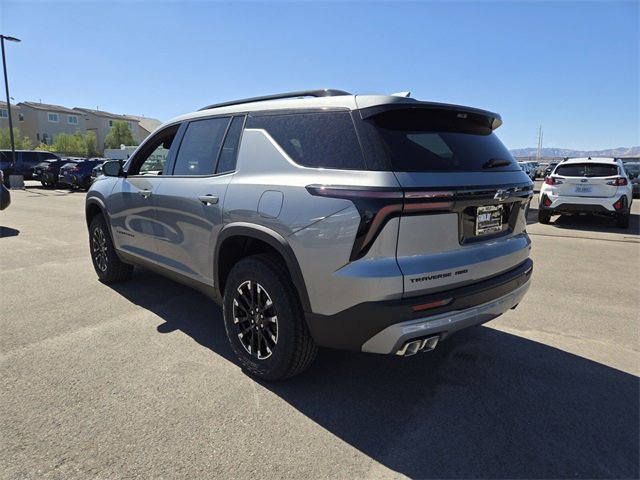 2026 Chevrolet Traverse Z71 photo 3