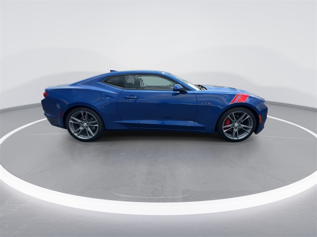 2021 Chevrolet Camaro LT1 photo 9