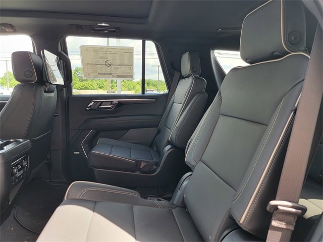 2025 Chevrolet Tahoe Premier photo 12