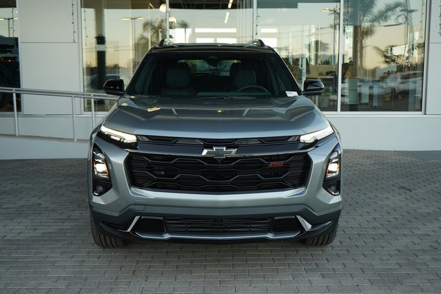 2026 Chevrolet Equinox RS photo 3