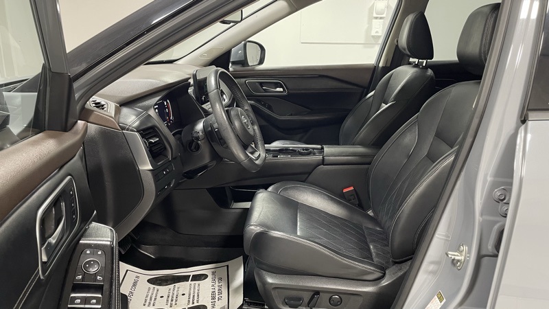 2021 Nissan Rogue Platinum photo 20