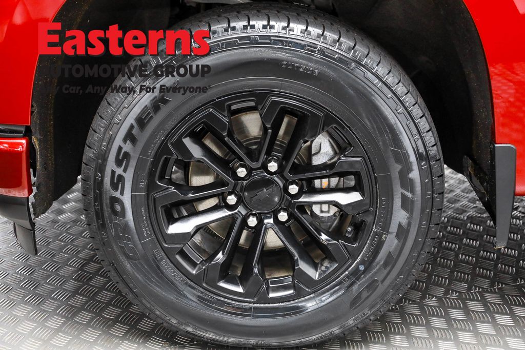 2021 Chevrolet Silverado 1500 RST photo 25