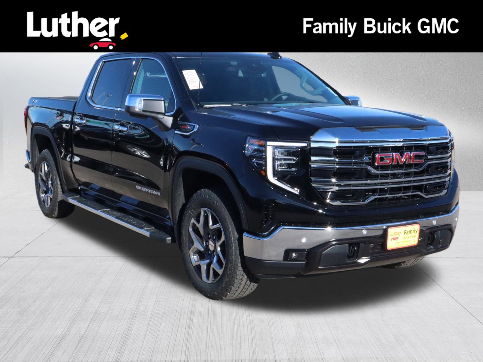 2026 GMC Sierra 1500 SLT's photo