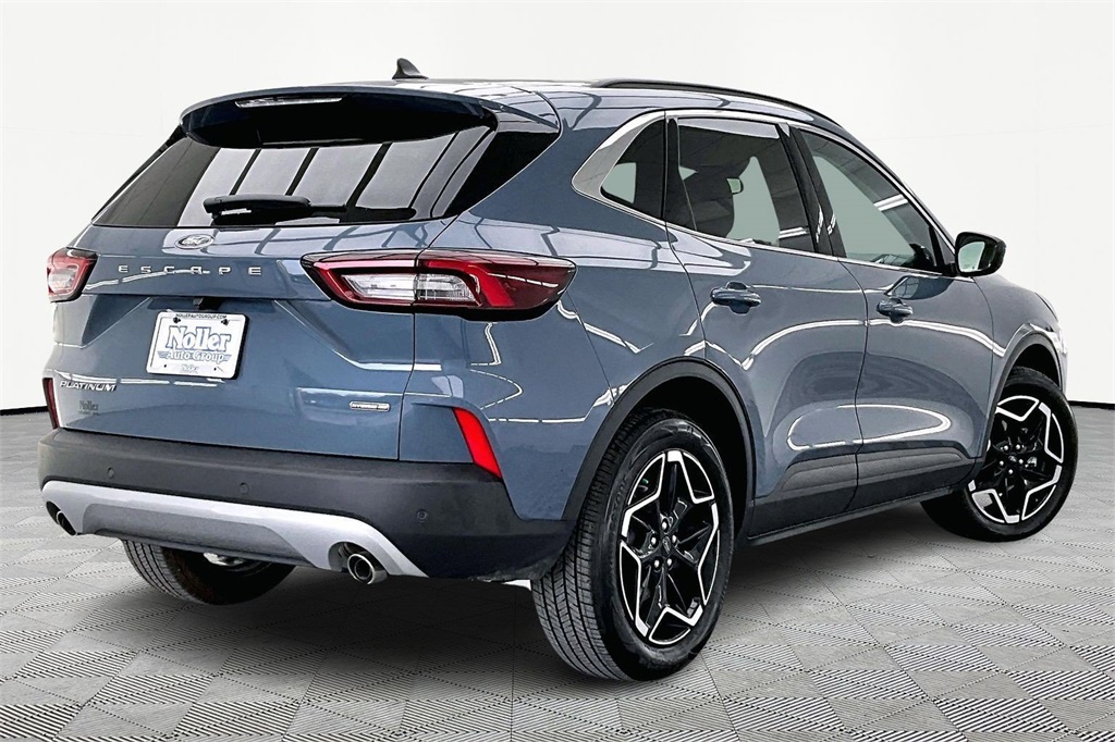 Used 2025 Ford Escape Hybrid Platinum with VIN 1FMCU9JZ1SUB60687 for sale in Kansas City