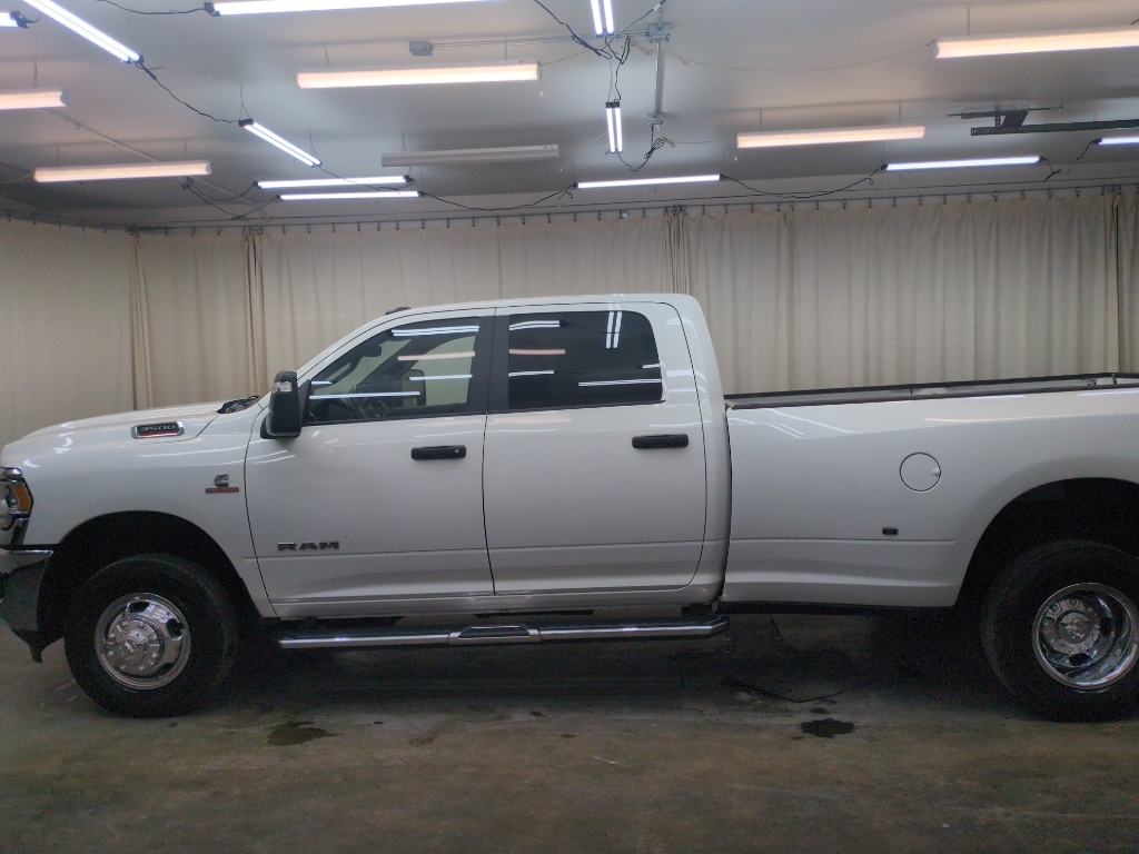 2024 Ram 3500 Big Horn photo 8