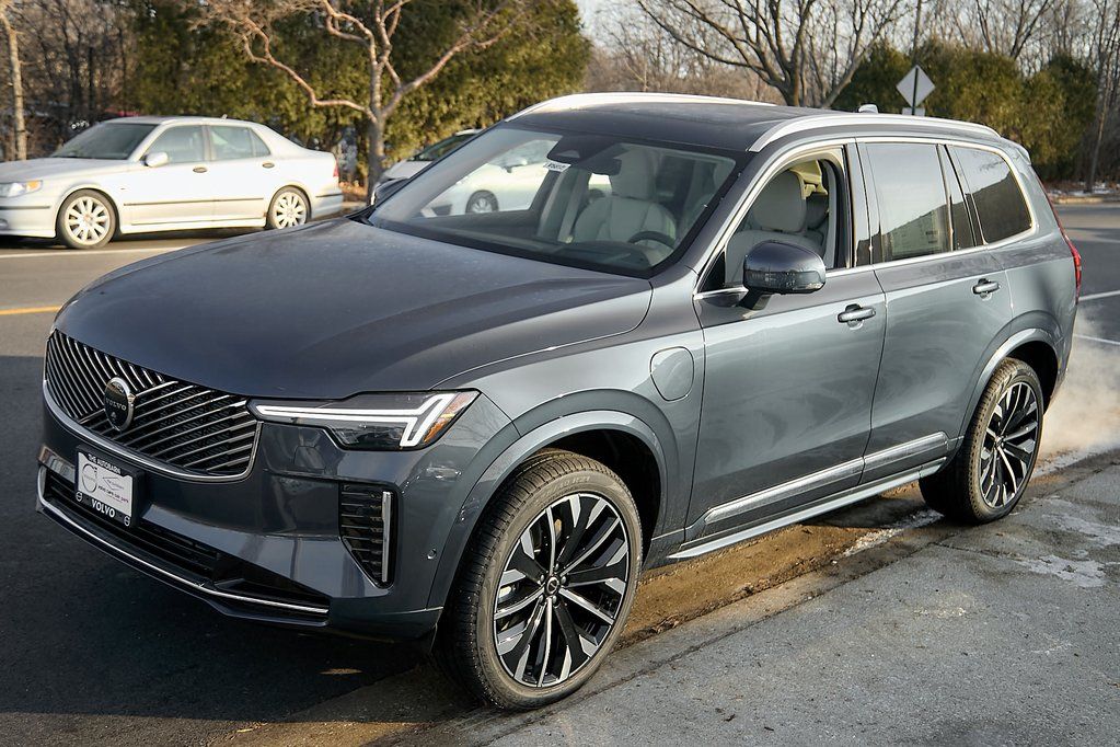 2026 VOLVO XC90 - Image 5