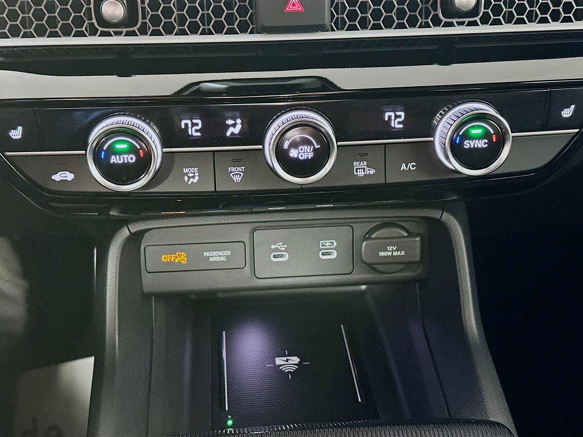 2026 Honda Civic Hatchback Touring Hybrid photo 16