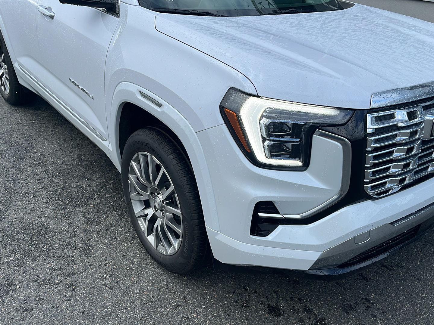 2026 Gmc Terrain Denali photo 2