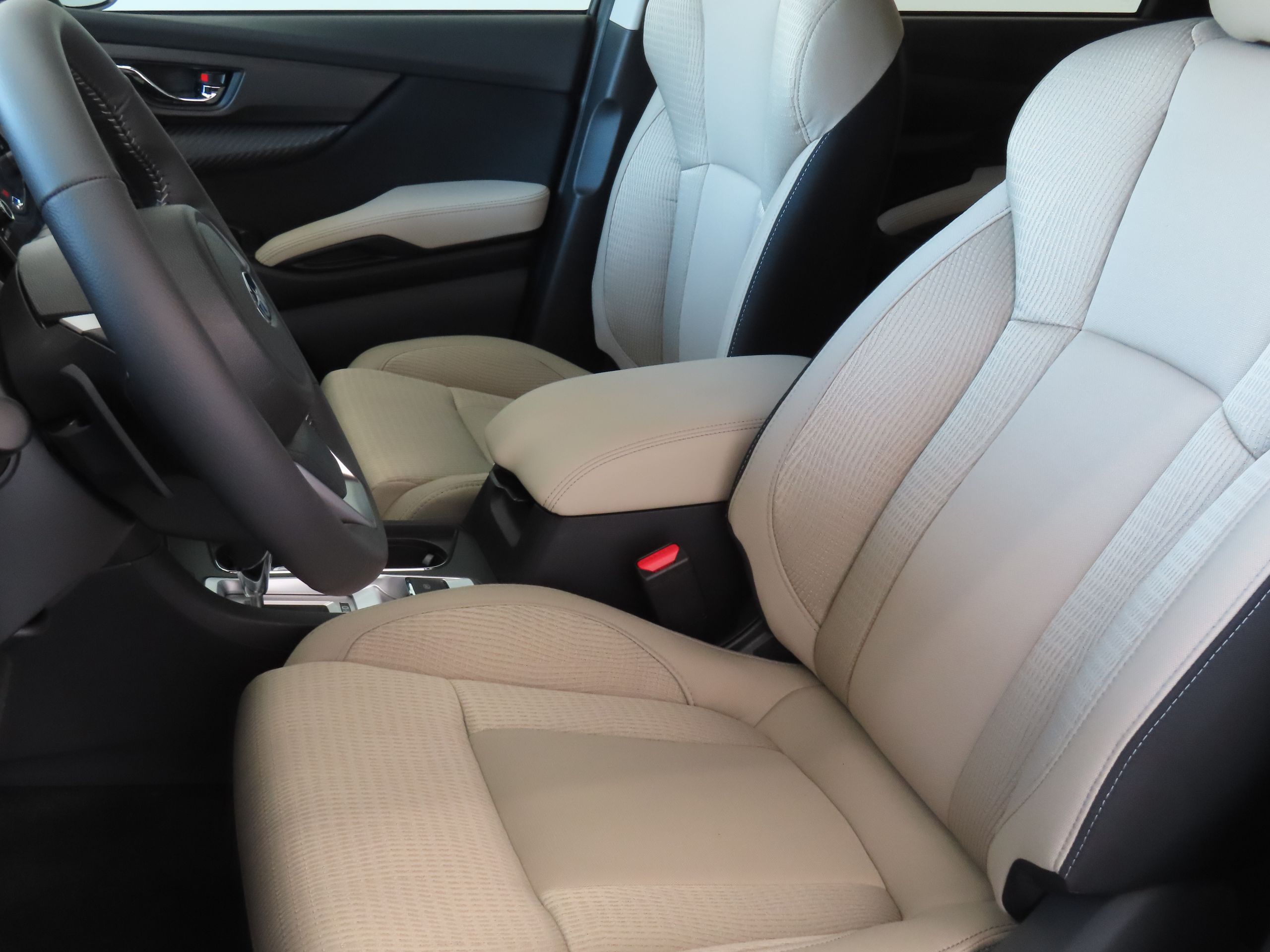 2025 Subaru Ascent Premium photo 10