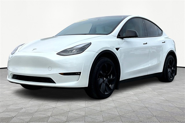 Used 2023 Tesla Model Y Long Range with VIN 7SAYGDEE1PF626469 for sale in Northfield, Minnesota