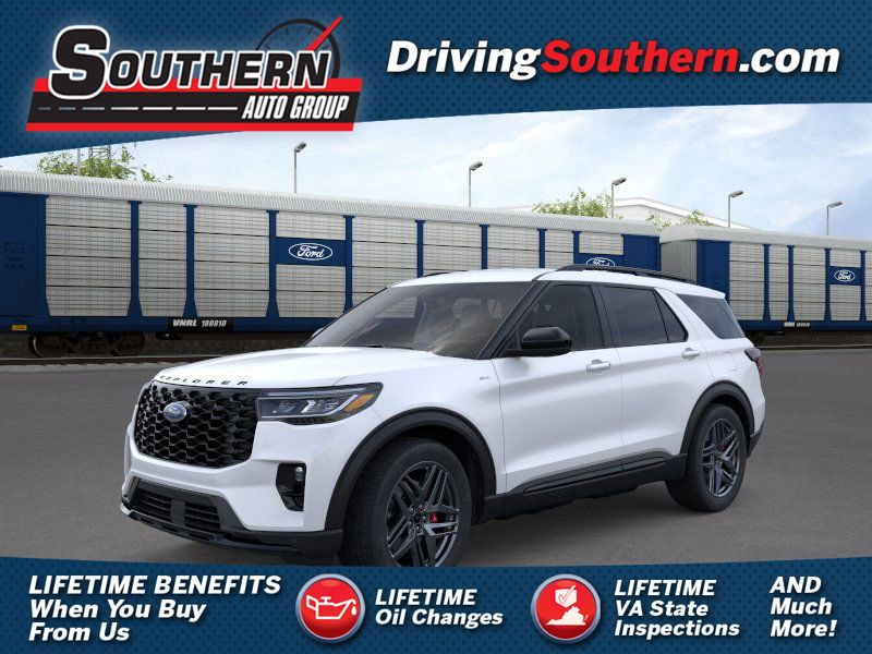 2025 Ford Explorer ST-LINE's photo