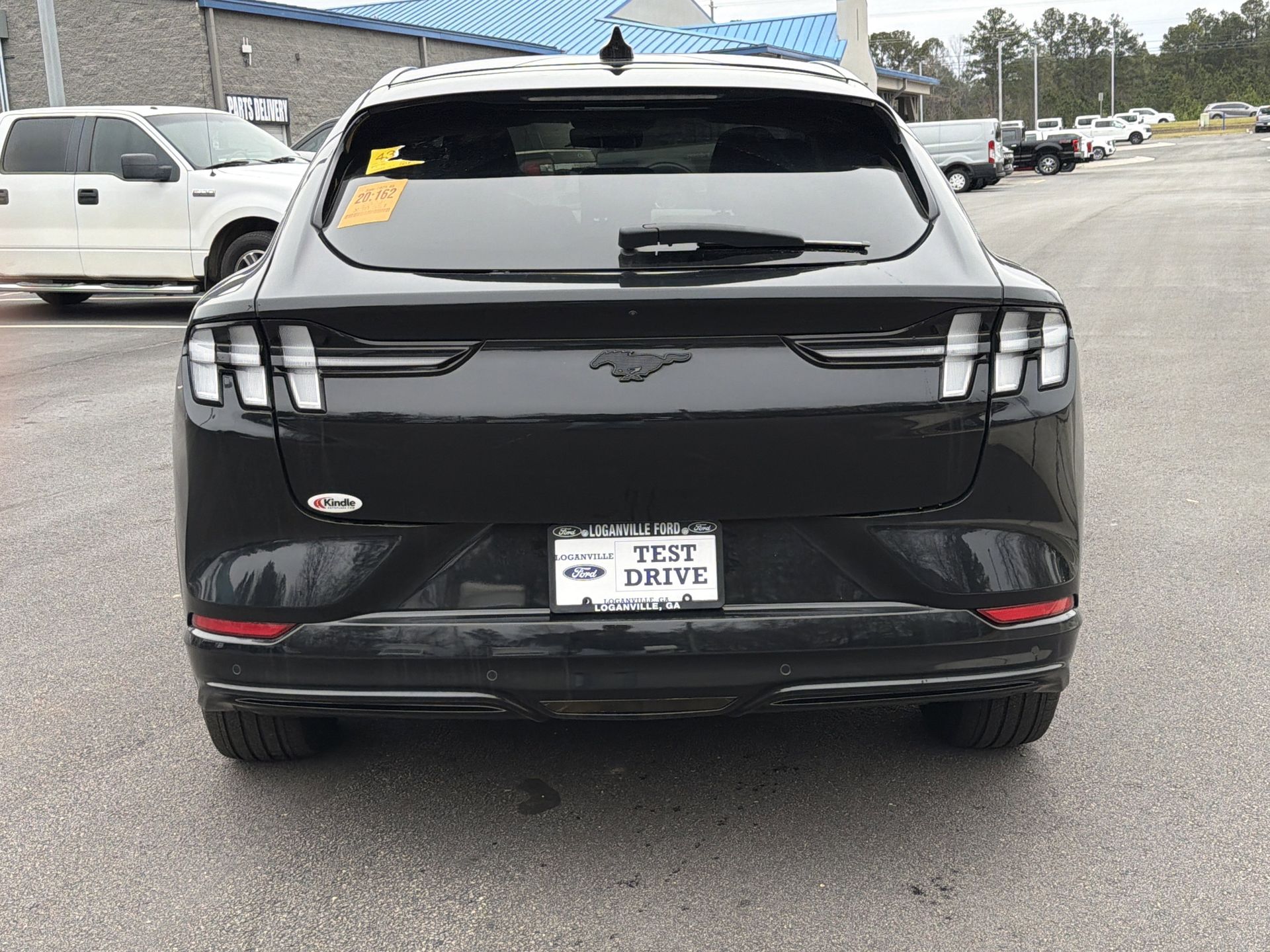 2023 Ford Mustang Mach-E Premium photo 4