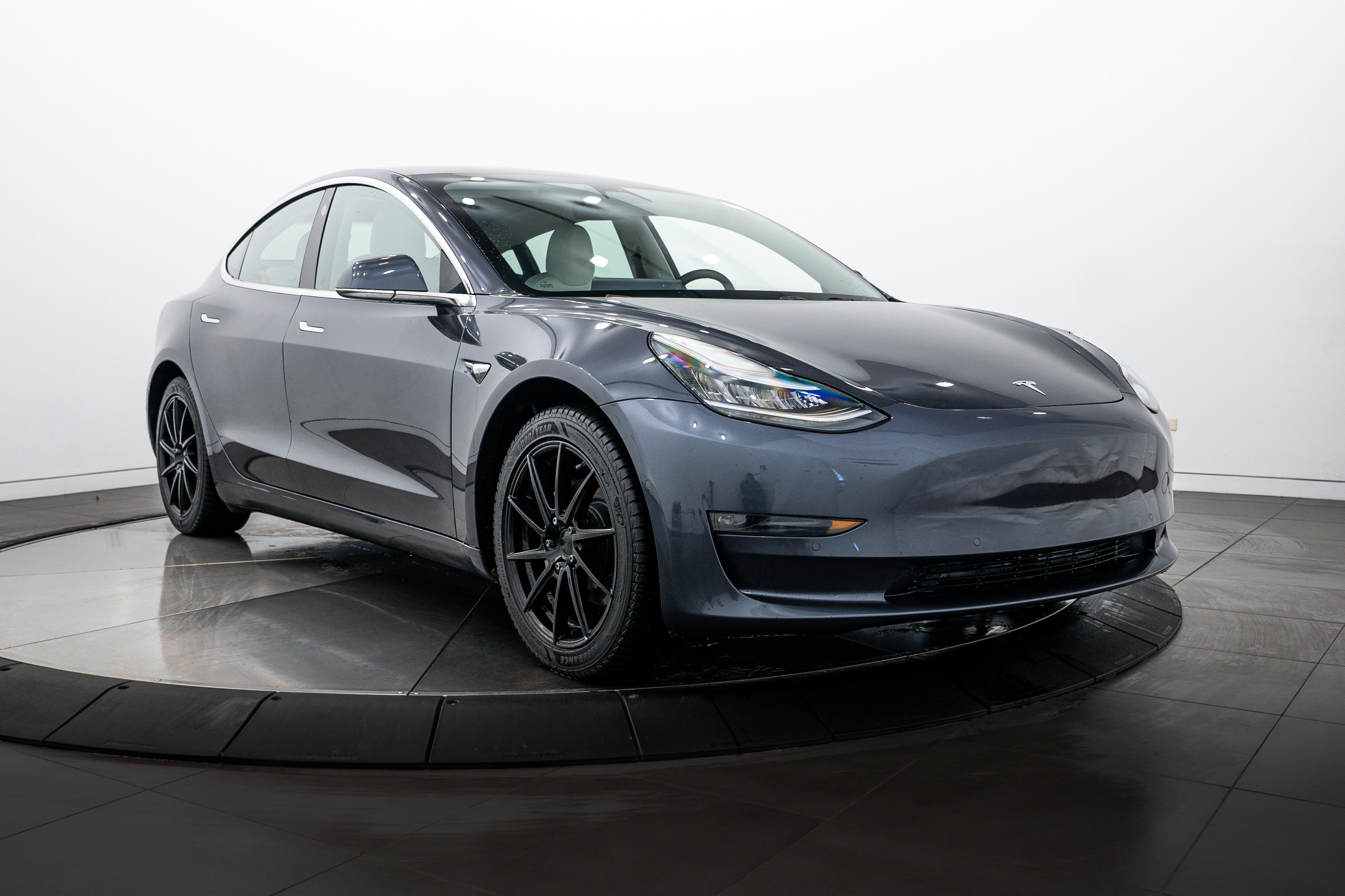 Used 2019 Tesla Model 3 Long Range with VIN 5YJ3E1EB8KF390770 for sale in Highland Park, IL