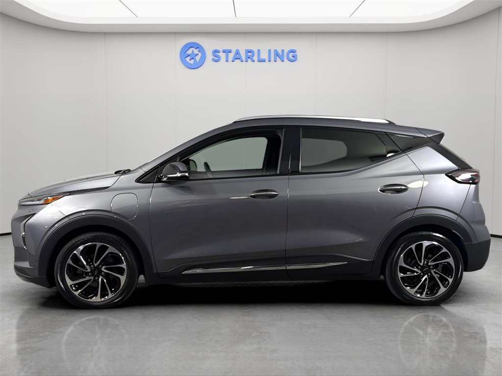 2023 Chevrolet Bolt EUV Premier photo 2