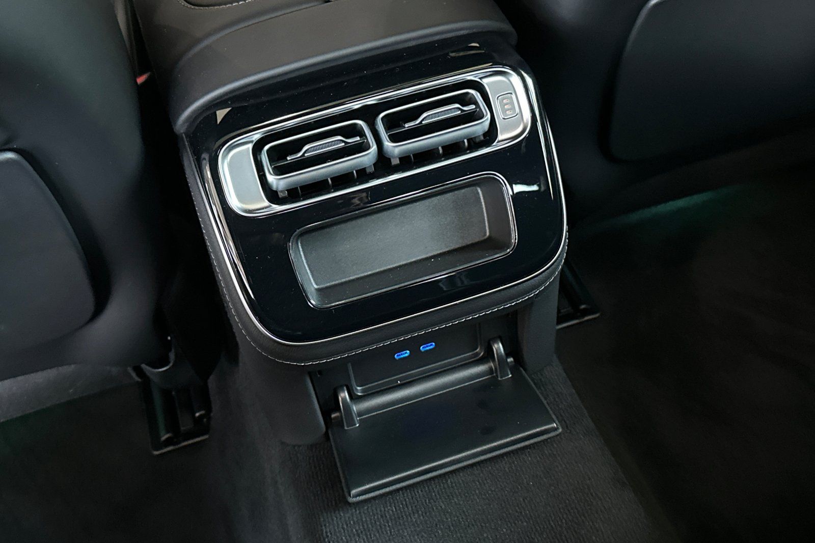 2025 Mercedes Benz S 63 e AMG 4MATIC photo 22
