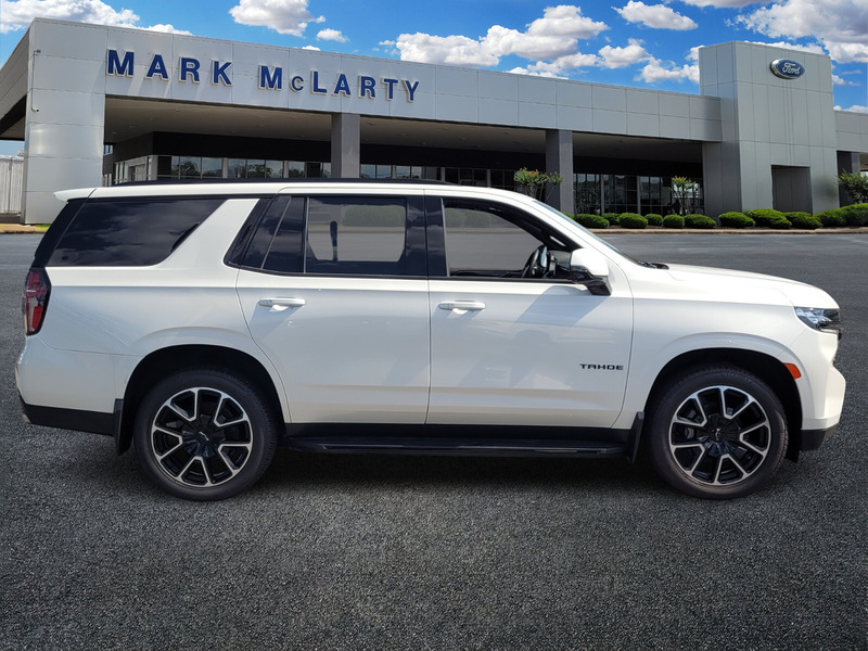 2022 Chevrolet Tahoe RST photo 2