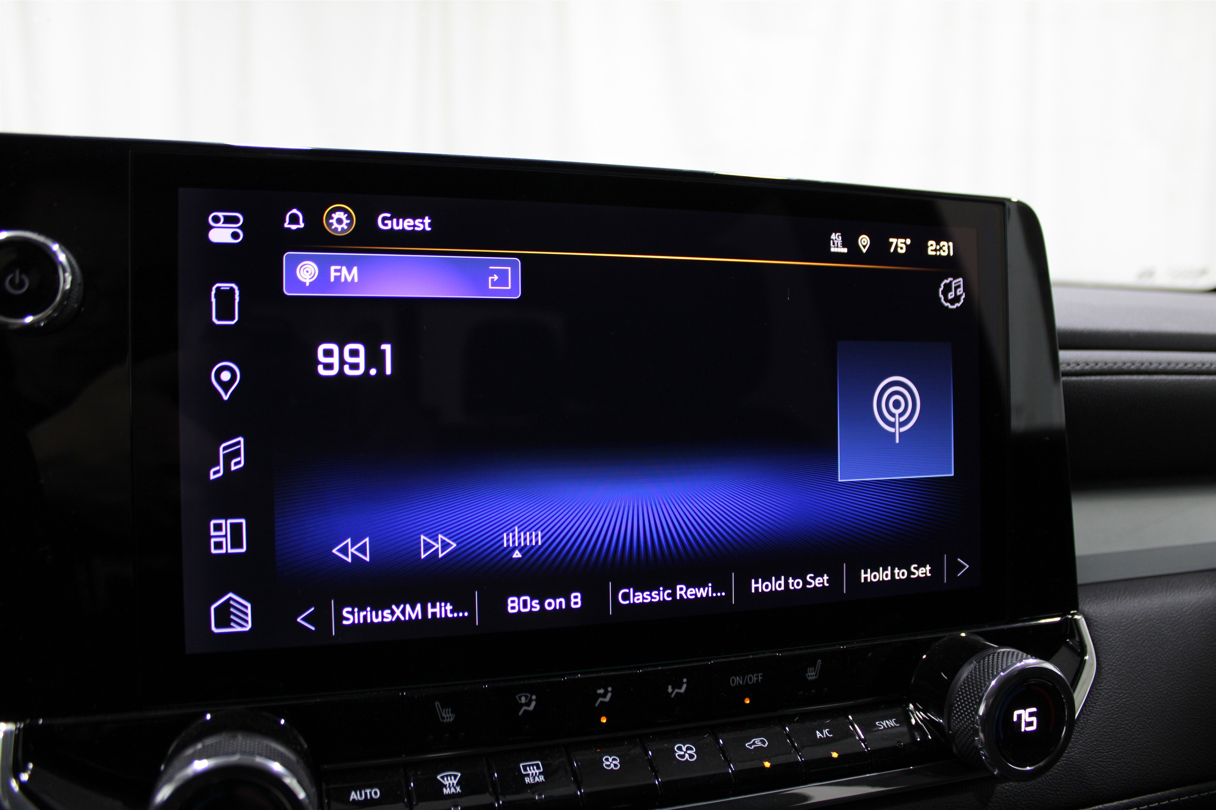 2025 Chevrolet Colorado Work Truck LT photo 4