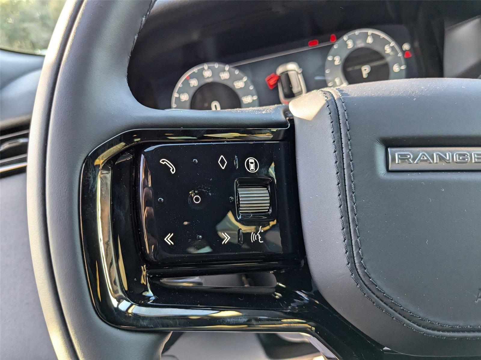 2025 Land Rover Range Rover Velar S photo 15