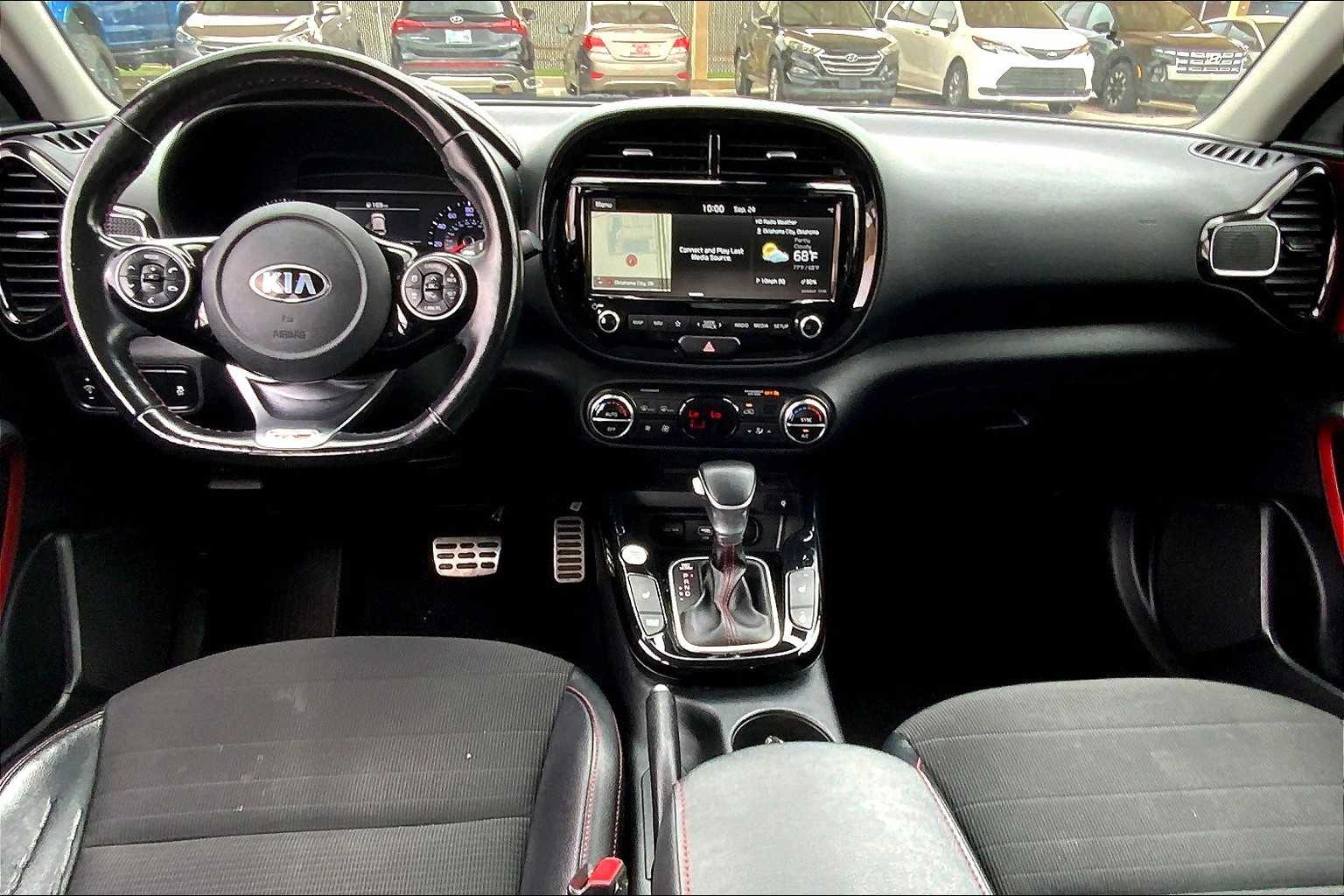 2020 Kia Soul GT-Line Turbo photo 15