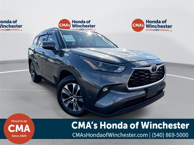2022 Toyota Highlander XLE's photo