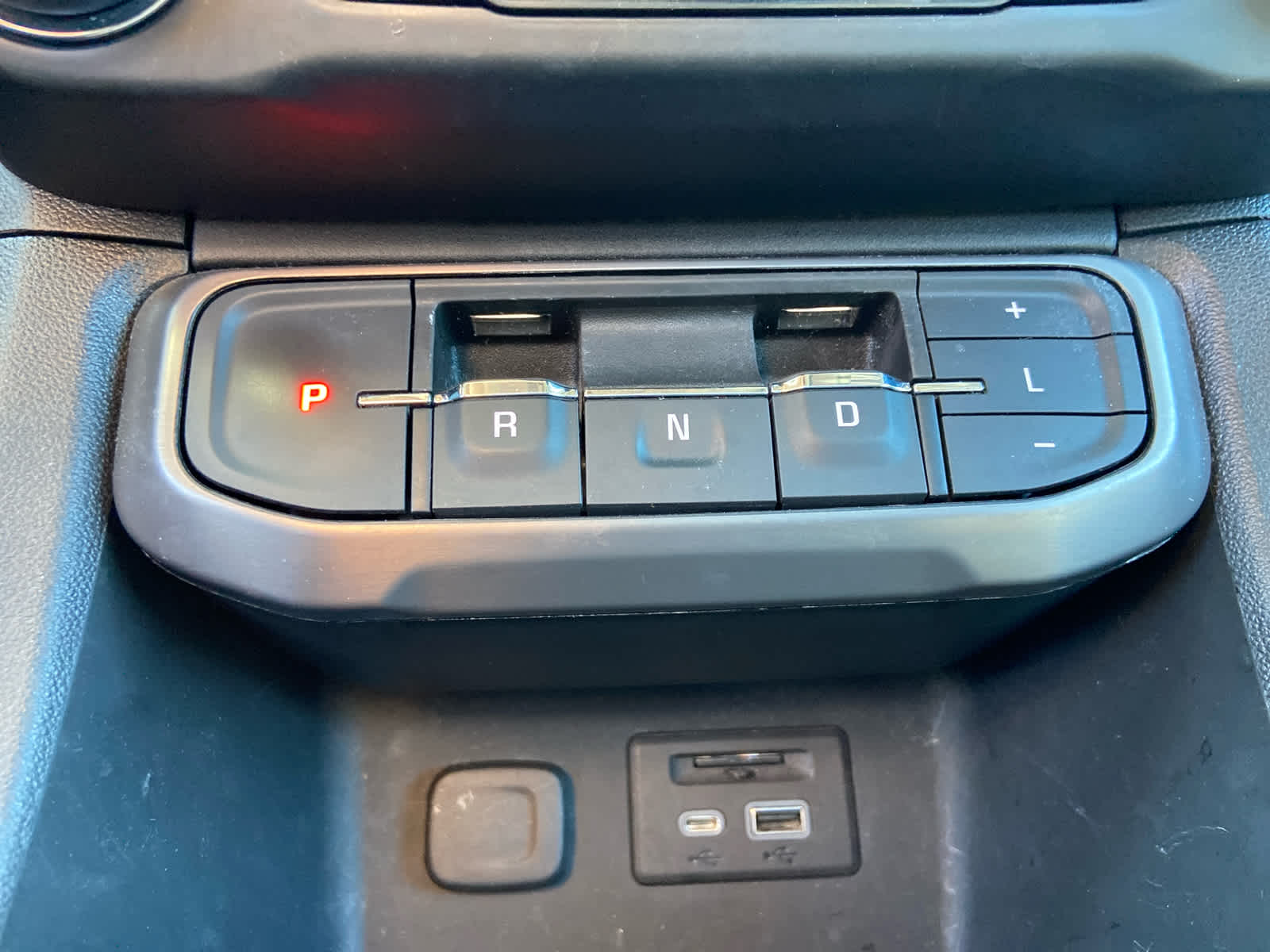 2023 Gmc Acadia AT4 photo 22