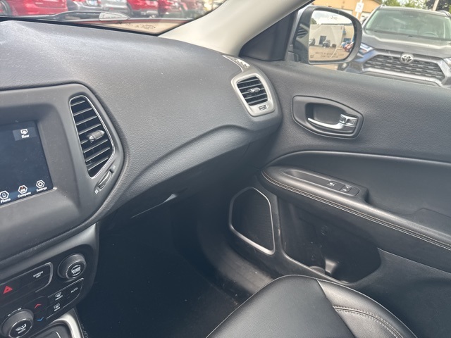 2019 Jeep Compass Latitude photo 19