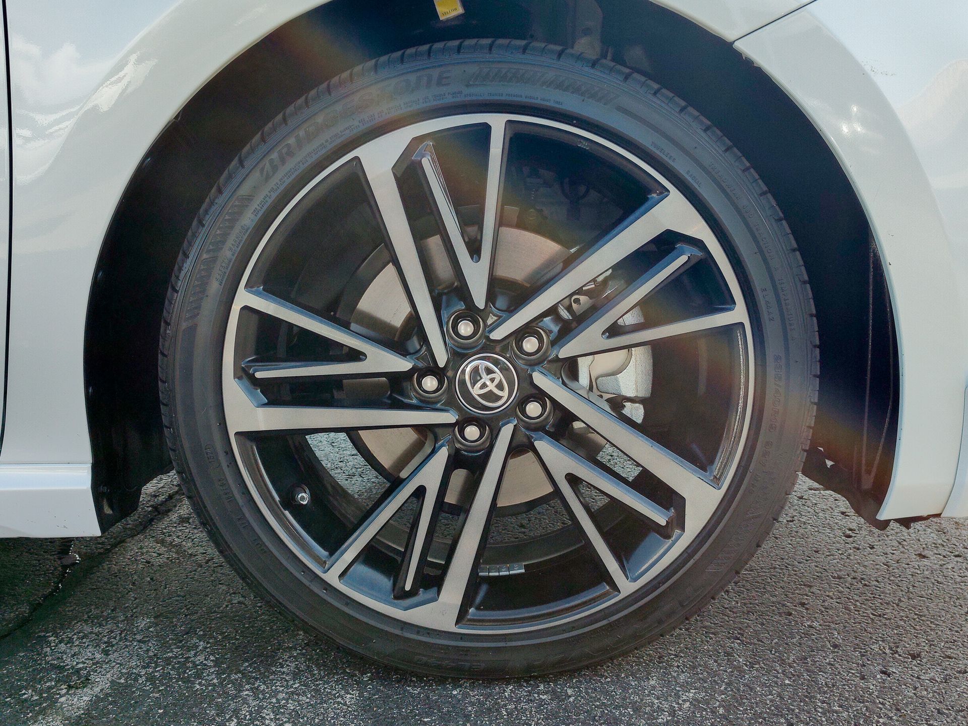 2025 Toyota Camry XSE photo 27