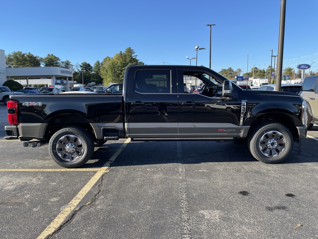 2026 Ford F-350 King Ranch photo 2