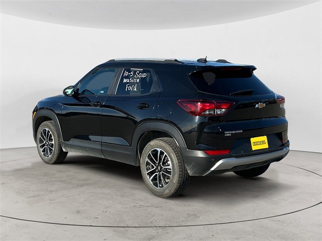 2024 Chevrolet Trailblazer LT photo 3
