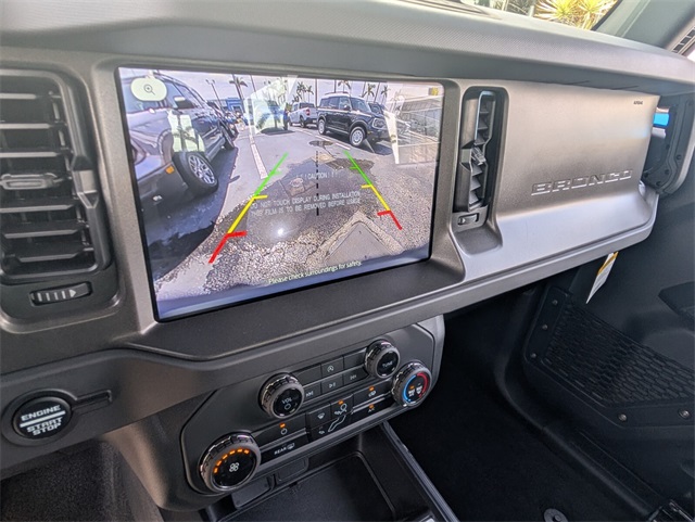 2025 Ford Bronco Base photo 11