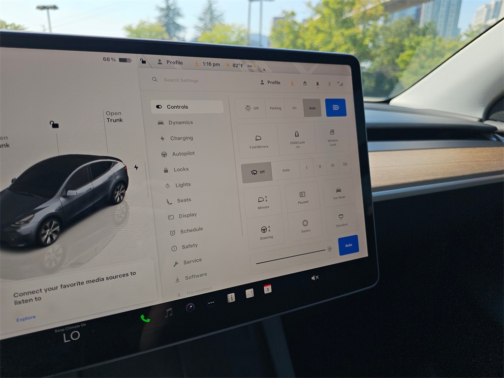 2023 Tesla Model Y Long Range photo 26