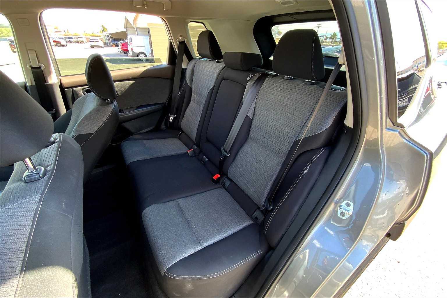 2023 Nissan Rogue SV photo 17