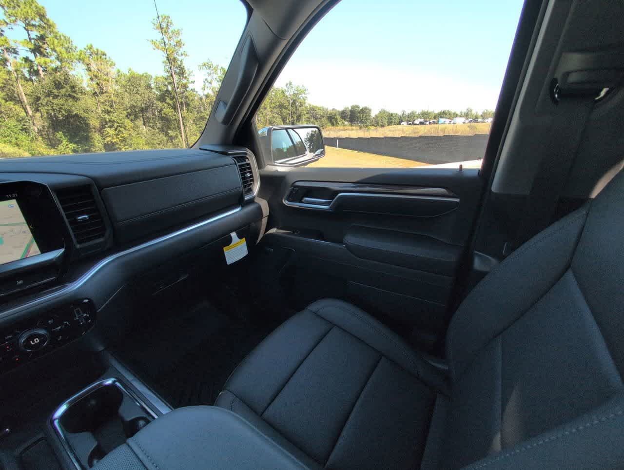 2026 Chevrolet Silverado 1500 LTZ photo 3