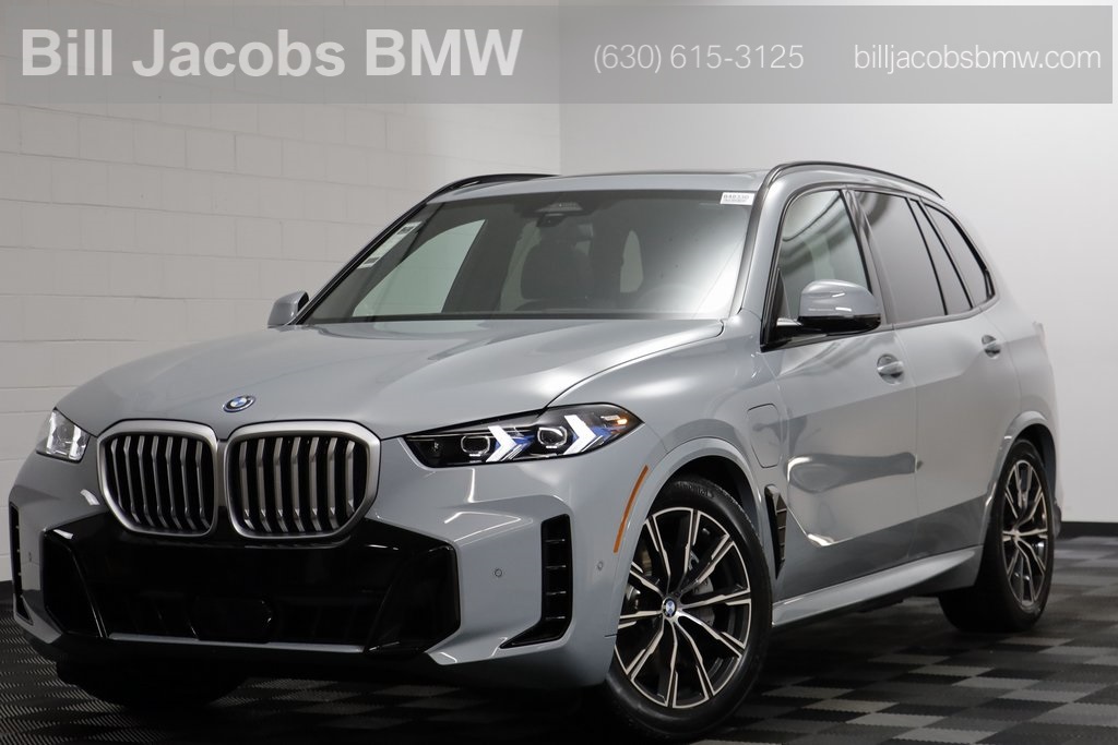 2026 BMW X5 50e's photo