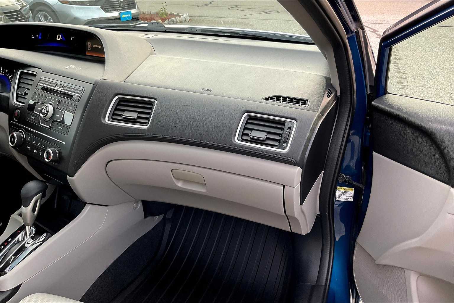 2015 Honda Civic LX photo 13