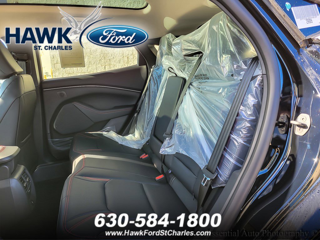 2025 FORD MUSTANG MACH-E - Image 9