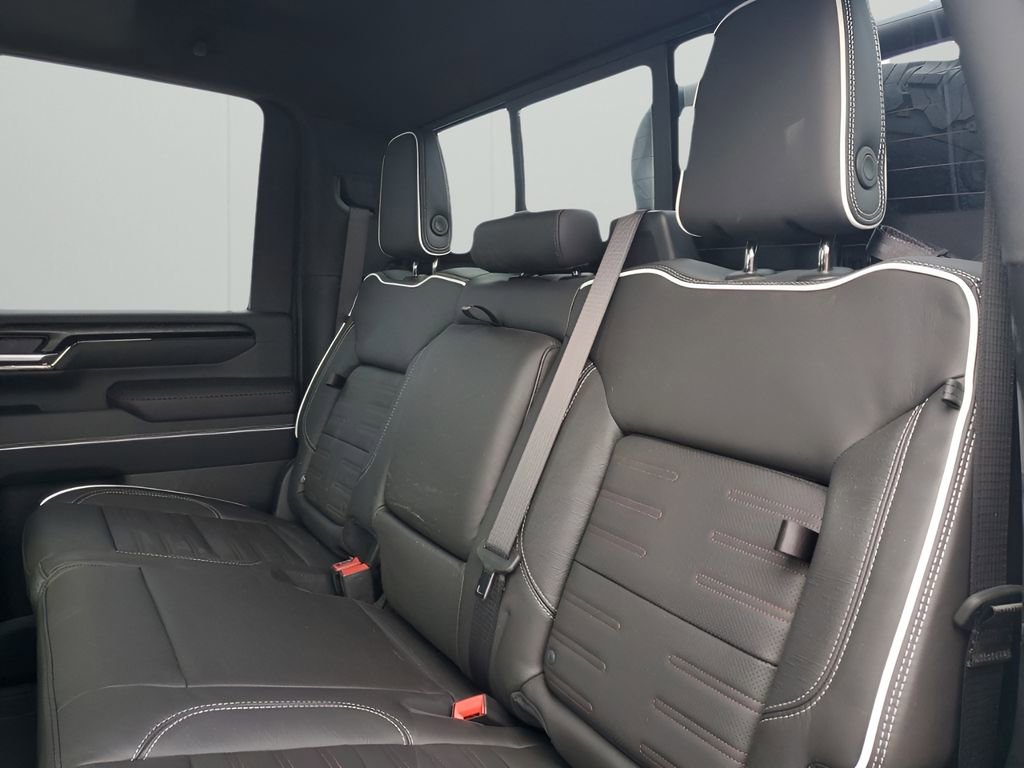 2025 Gmc Sierra 2500 HD AT4X photo 18