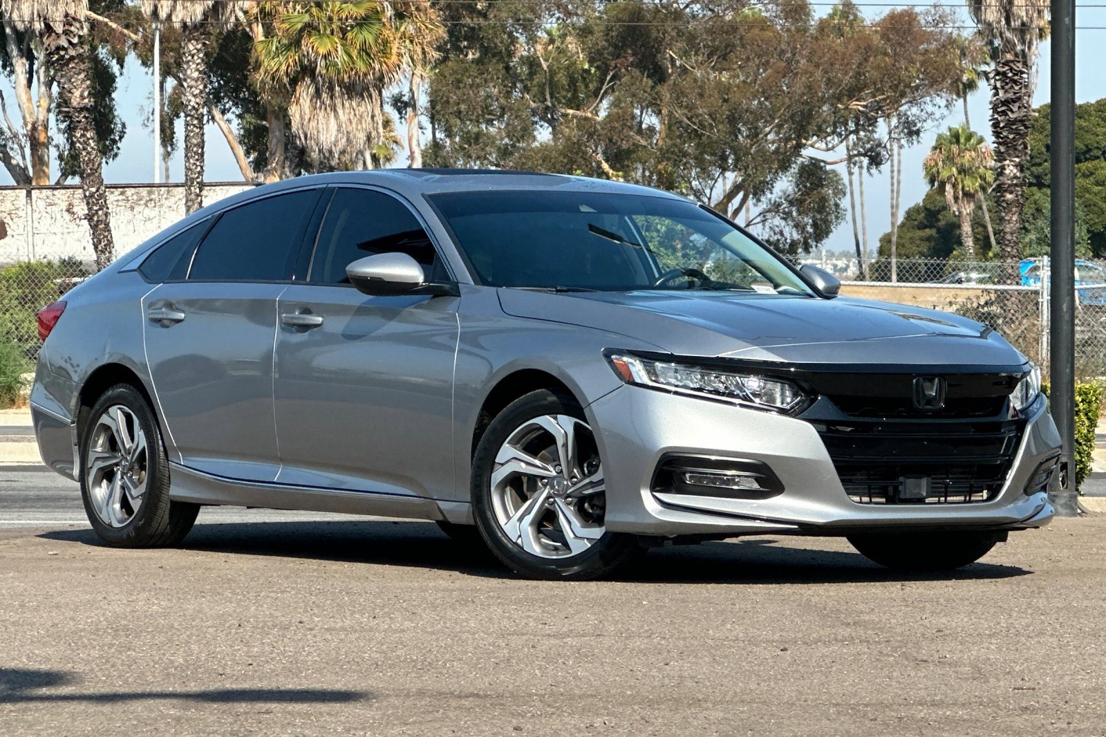 2019 Honda Accord EX-L photo 2