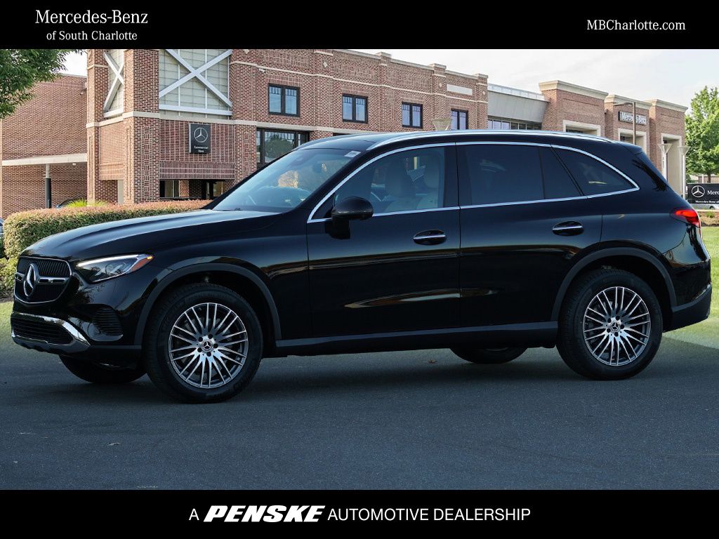 2026 Mercedes-Benz GLC Base's photo