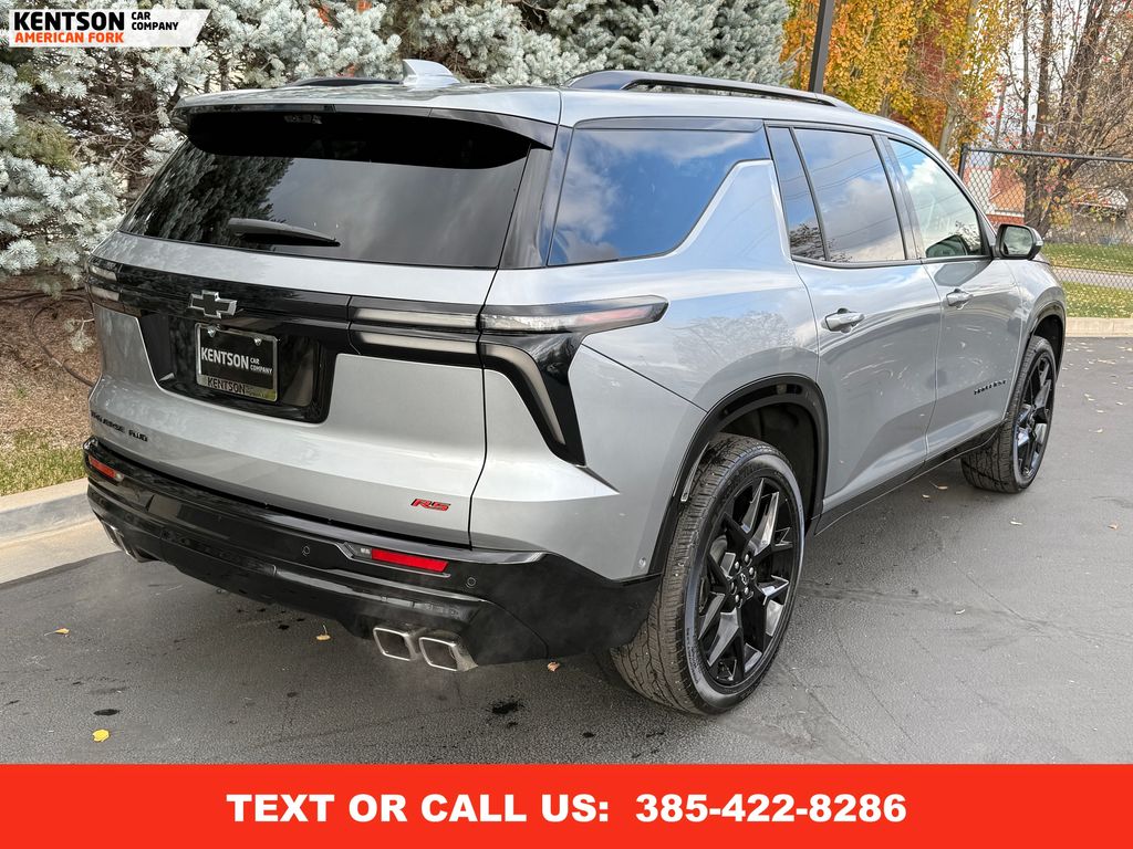 2024 Chevrolet Traverse RS photo 3