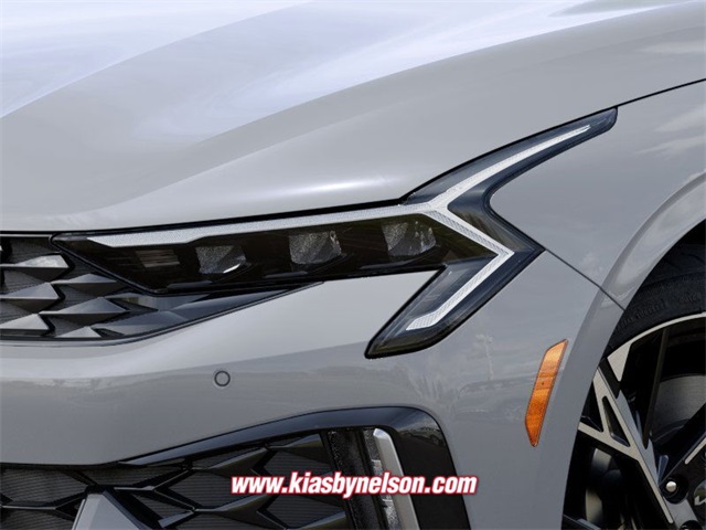 2026 Kia K5 GT-Line photo 9