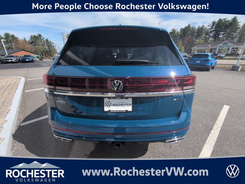 2025 Volkswagen Atlas SEL Premium R-Line photo 5