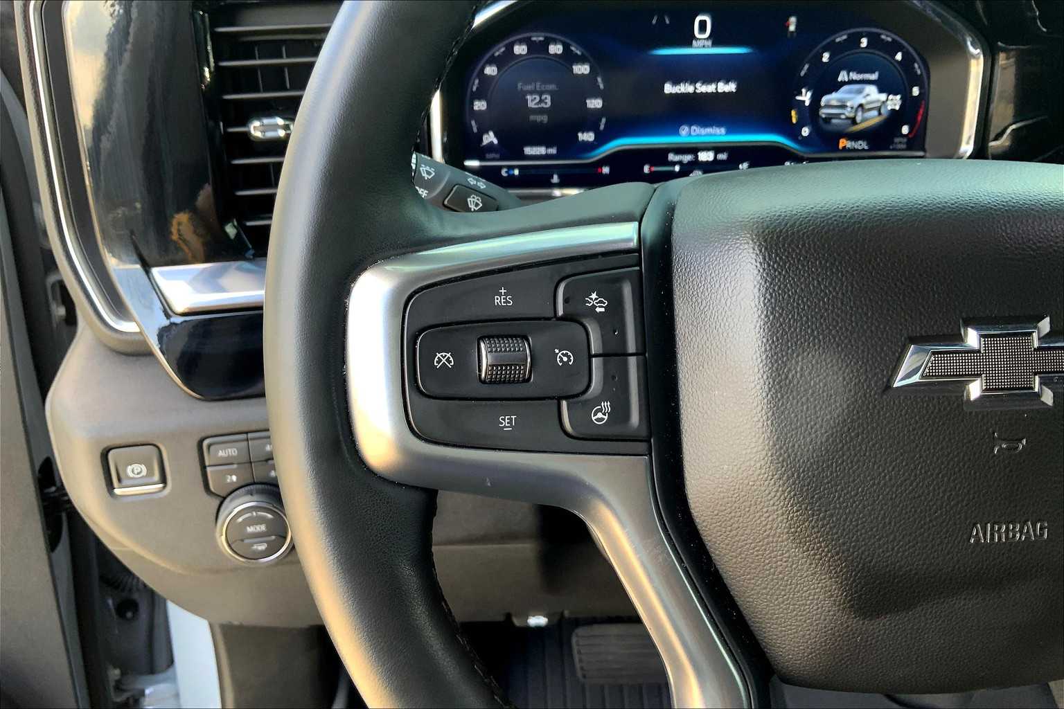 2024 Chevrolet Silverado RST photo 21
