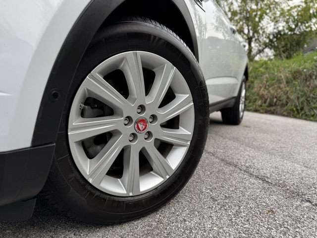 2018 Jaguar E-PACE S photo 2