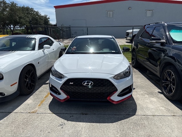 2020 Hyundai Veloster N photo 2