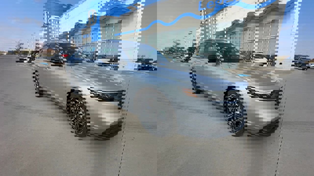 Used 2025 Honda Accord Hybrid Sport with VIN 1HGCY2F54SA043873 for sale in Kansas City