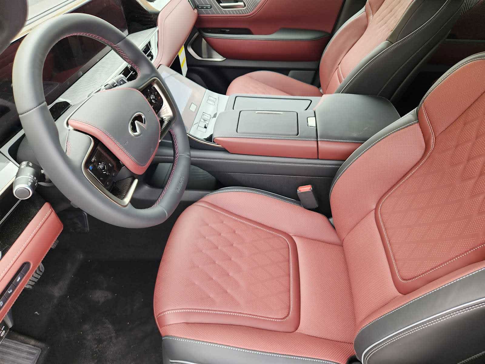 2025 Infiniti QX80 photo 8