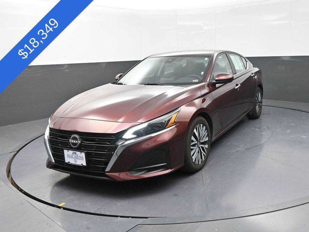 2023 Nissan Altima 2.5 SV photo 2